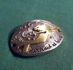 Mermaid At Heart Medallion Hat Charm Decoration Curved Shape 1.75″ Brass Mermaid