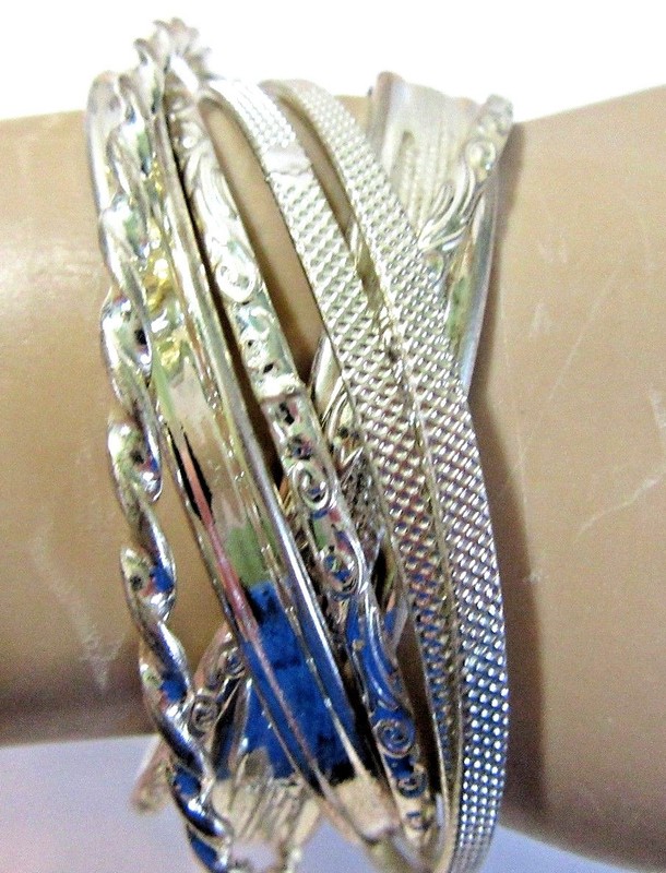 SILVER TONE BANGLE BRACELET LOT VARIETY IN DESIGN MODERN CONTEMPORARY SET OF 7 gallery