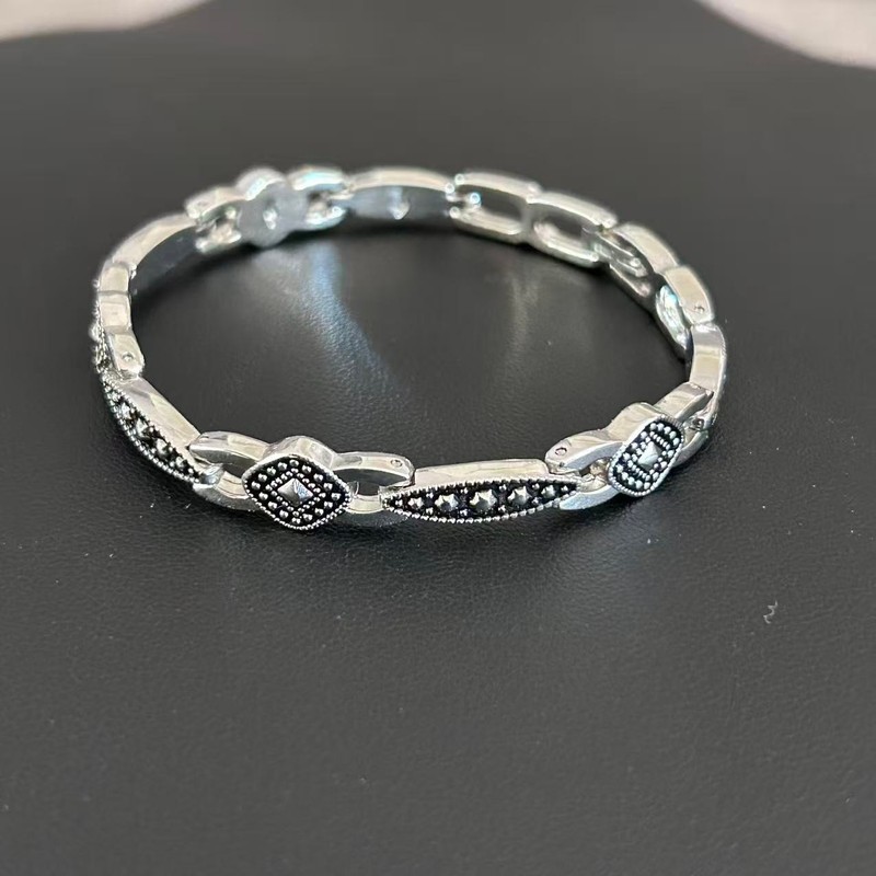 Vintage Style Silver Tone Geometric Link Bracelet Art Deco Black Textured Metal gallery