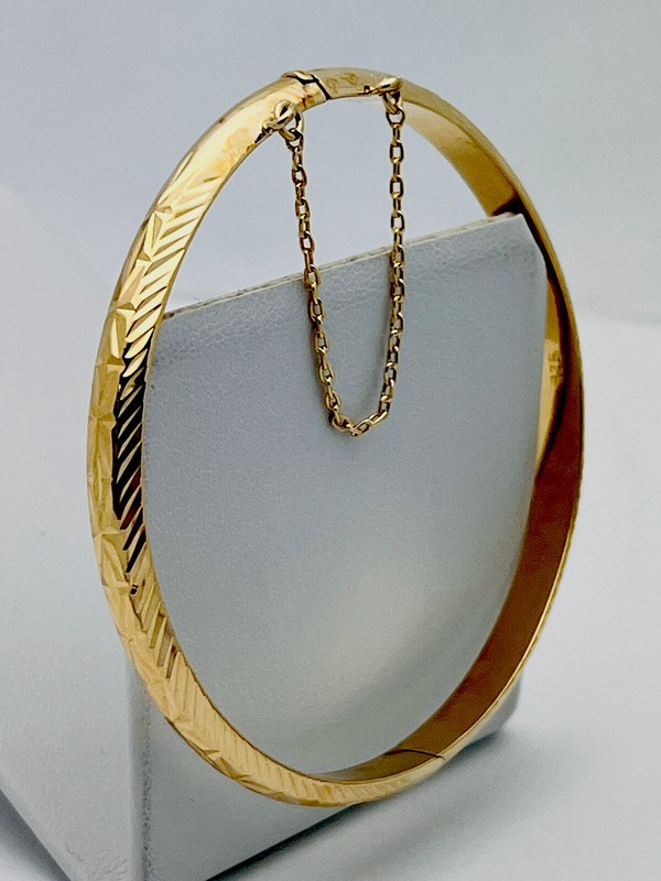 DaneCraft 24KT Gold Over 925 Sterling Silver Etched Hinged Bangle Bracelet 7”1/4 gallery