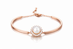 Made With Swarovski Crystals The Elata Gold Faux Pearl Bracelet $89 S5