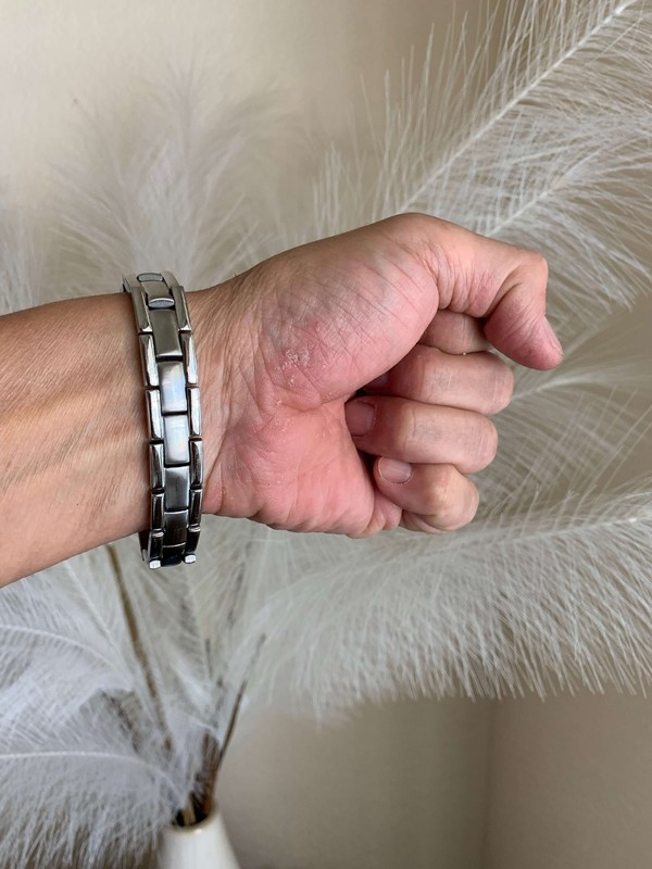 Titanium Magnetic Bracelet men women Arthritis Pain Relief Energy Stress Power X gallery