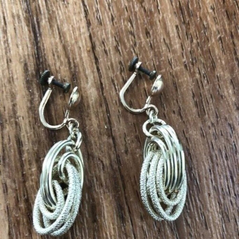 Silver Tone Interlocking Rings Dangle‎ Clip On Earrings Fashion Jewelry gallery
