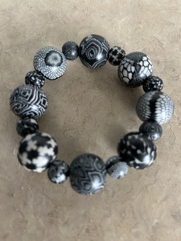 Black And White Polymer Clay Stretch Bracelet gallery