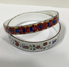 Vtg Lot Of 2 Bracelets Floral Enameled Copper Folk Art Austria 3” Bangles