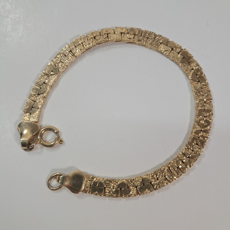 I Love You Bracelet Gold tone Hearts Nugget Style womens girls reversible Avon gallery
