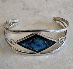 Alpaca Mexico Silver Blue Abalone Diamond Shaped Cuff Bangle Bracelet