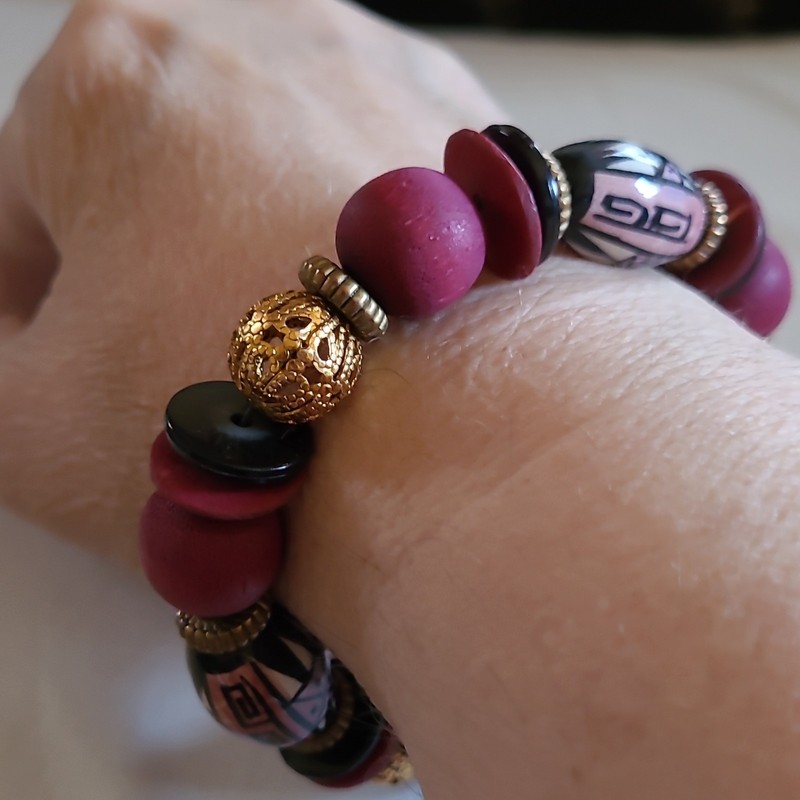Red Black Gold Tone Beaded Stretch Bracelet, Round Patterned Beads, No Closure gallery