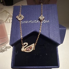 Swarovski Gold Tone Chain Charm Bracelet Swan Charm w/ Pavé Crystal Ball