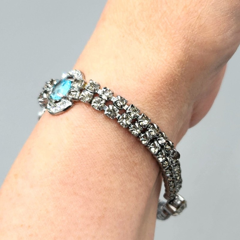 Art Deco Retro Aqua Blue Glass Crystal Plated Pot Metal Cup Chain Bracelet 7.5" gallery