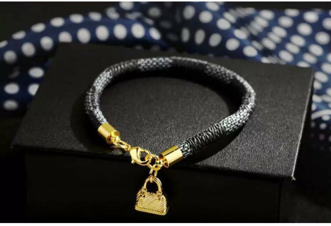 Beautiful Luxury Women Bracelet (Sold over 500 check my Ratings page) gallery