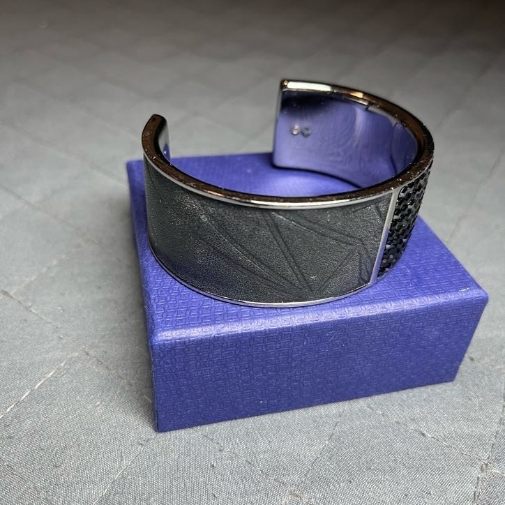 Swarovski Intervalle Jet Crystal Bangle Bracelet Black Leather Sparkly with Box gallery