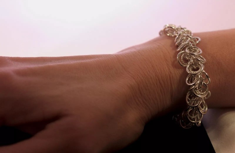 New Chainmaille 925 Sterling Silver Sassy Swirl of Rings Bracelet 7" gallery