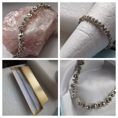 Modernist /Minimalist Silver Tone Bracelet Clear Rhinestone 36 Crystals 19 cm