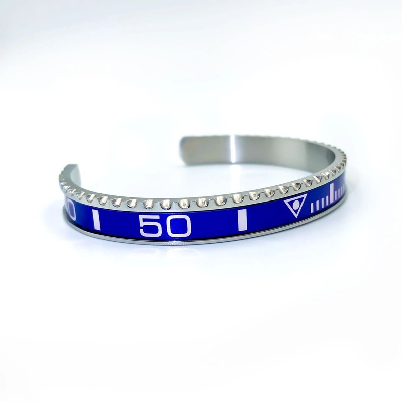 Men and Women Stainless Steel Personality Bracelets Digital Speedometer Bracelet gallery