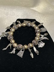 Ladies’ Silver Tone Shoe Tote Bag Purse Fashion Bead Charm Stretch Bracelet