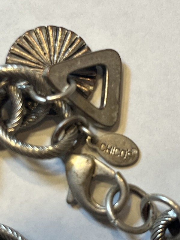 Chicos Chunky Silver Charm Bracelet Mixed Geometric Shapes Shells MOP 8” Beach gallery