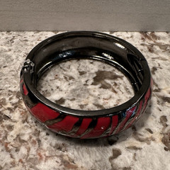 Black Red Blue Enamel Hinged Bangle Cuff Bracelet Round No Stone