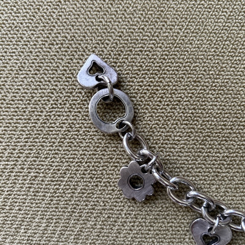 Signed DANON Matte Silver Plated Pewter Heart Flower Charm 8” Toggle Bracelet gallery