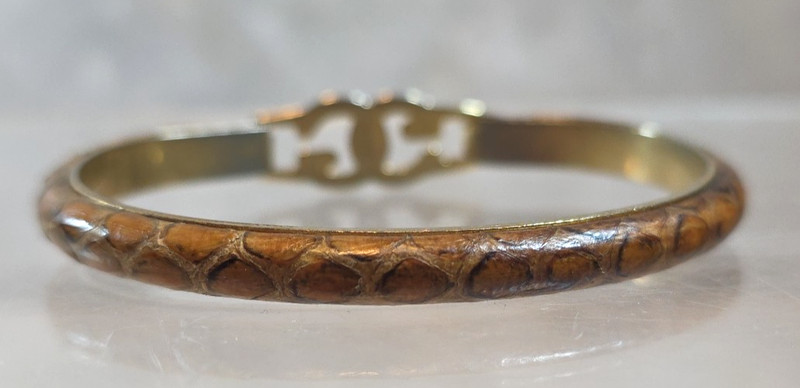 Vtg 24KT Plated Double G Logo Gucci Bangle Bracelet Florence Italy Snakeskin Tan gallery