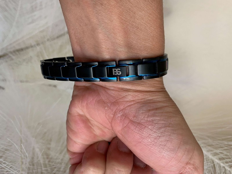 Elegant Magnetic Bracelet Men Women Balance Energy Power Calm Joy Christmas Gift gallery
