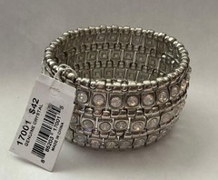 VIVI (COOKIE LEE) GENUINE CRYSTAL TALL BRACELET NEW WITH TAG #17001