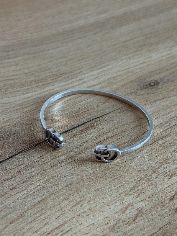 Gucci Silver Tone GG Cuff Bracelet Open Bangle Luxury Bracelet Jewelry Designer gallery