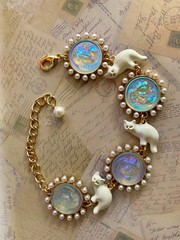 Whimsical Enamel Cat & Iridescent Portrait Link Bracelet Bead Border Jewelry