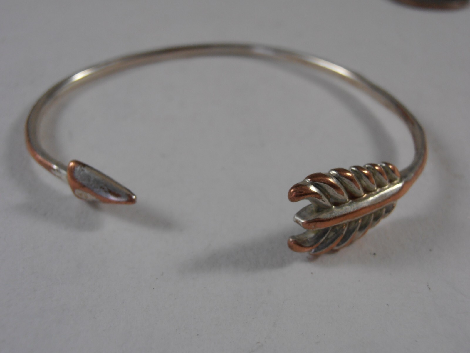 Vintage Designer Signed Stella & Dot Bangle Bracelet Arrow Silver Tone gallery