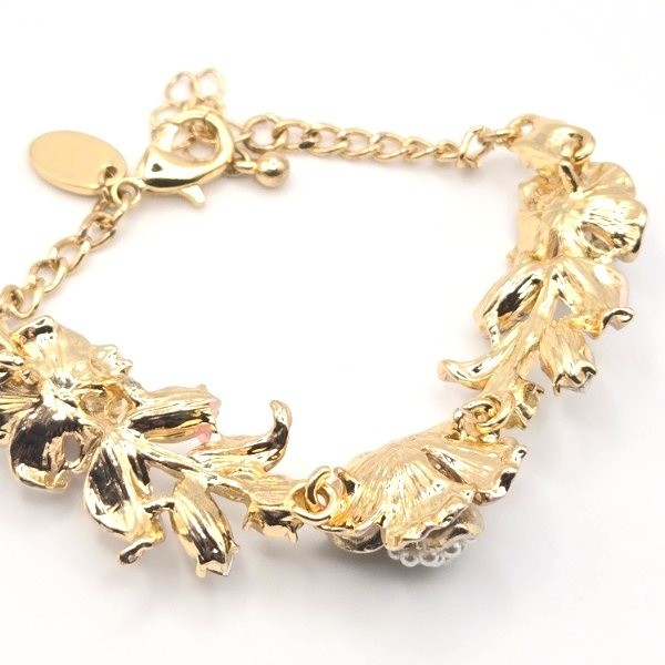 Charming Charlie Gold Tone Floral Bracelet Faux Pearls Crystals Adjustable Chain gallery