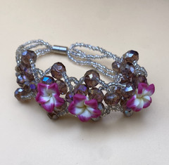 Beaded Floral Bracelet Pink Purple Crystal Rondelle Glass Beads Barrel Clasp