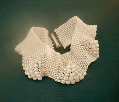 Catch The White Wave Hand Beaded Bracelet Stainless Steel Tubular Slide Clasp