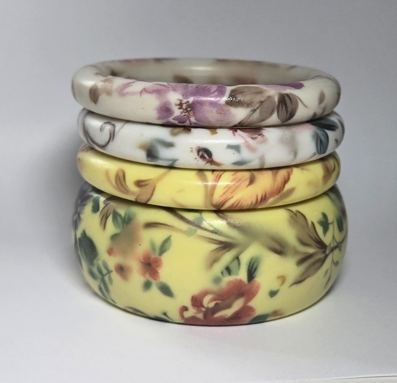 Wholesale Bangles Lot of 12 Resin Bangle Colorful Flower Print Stackable gallery