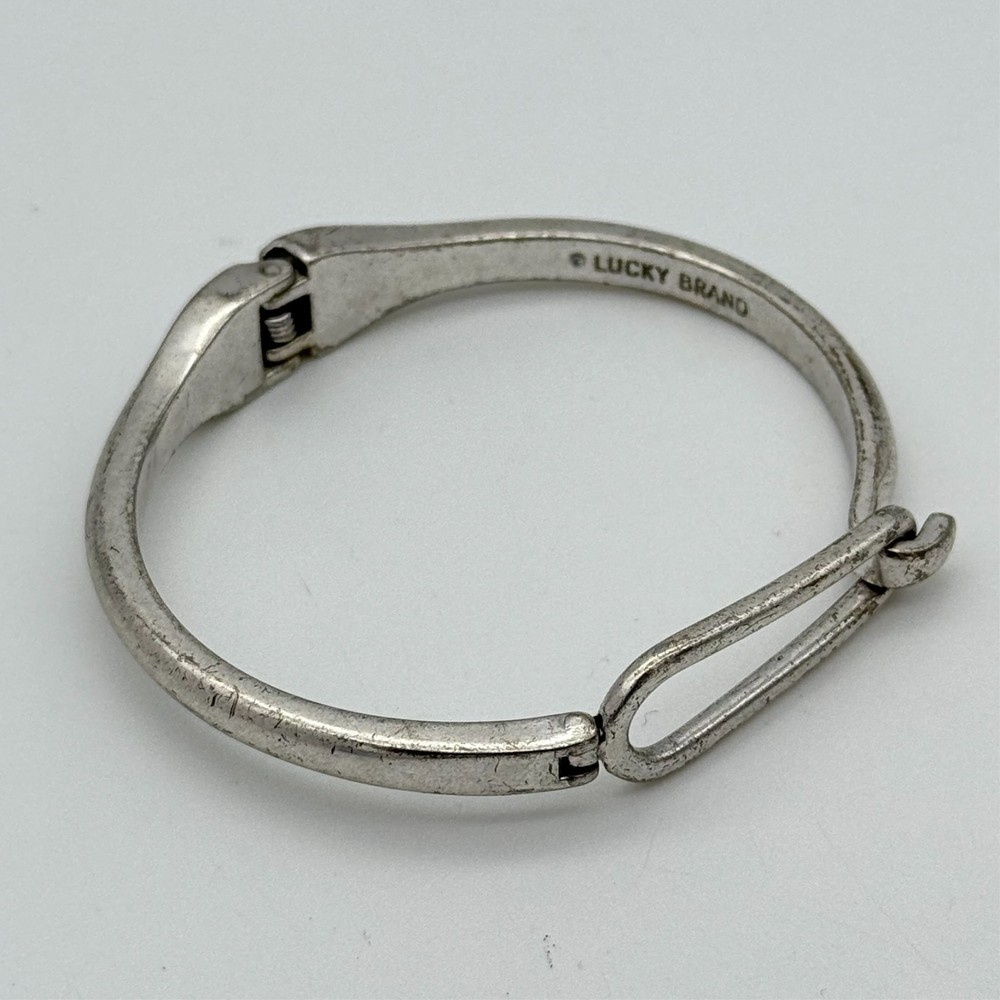 Vintage Unisex LUCKY Brand Silver Tone Hinged Bangle Bracelet - 6.75"