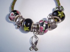 CHILDS 6 1/2 inch Cancer AWARENESS European GREEN Glass Bead HOPE Bracelet N-20