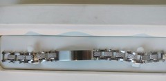 Colibri Stainless Steel Men’s Or Women’s ID Bracelet Silver Tone 8″ New In Box