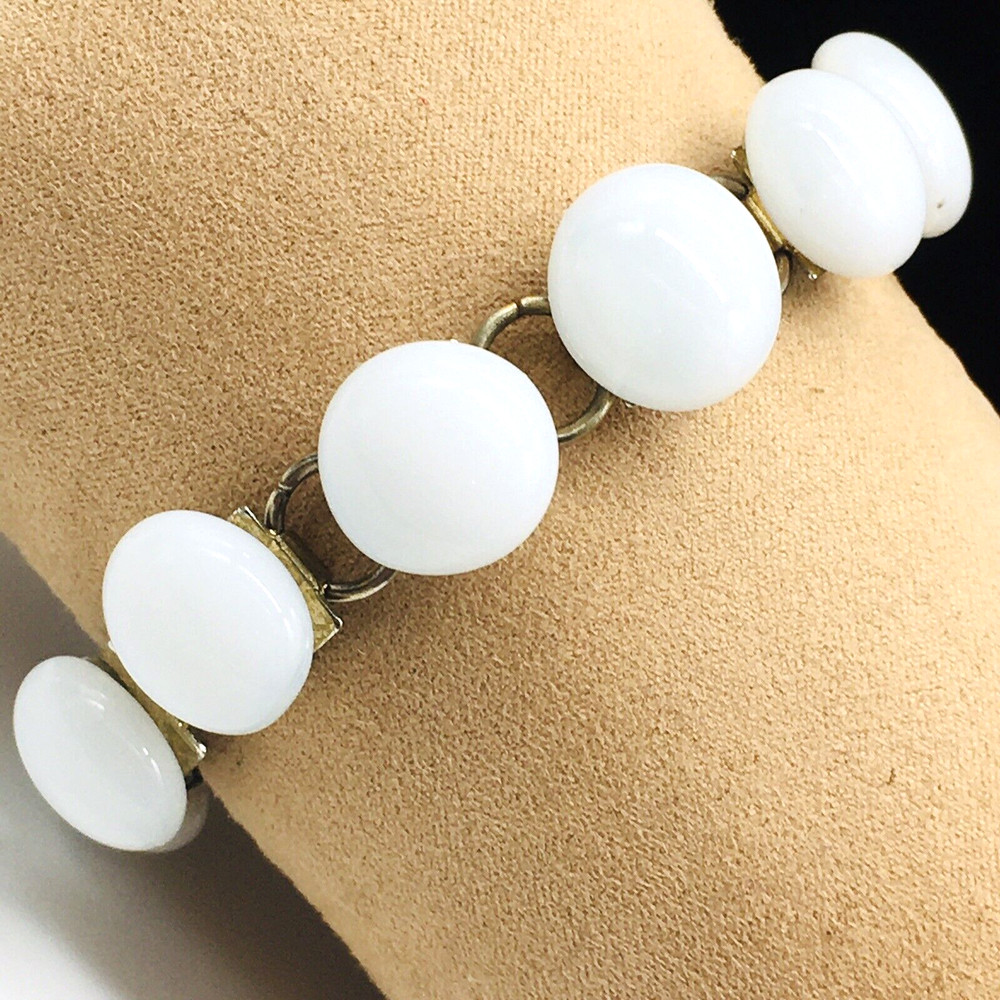 Gold Tone Book Chain Connector White Glass Bezel Bracelet 7"
