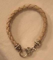 Handsome Braided Beige Vinyl Sculpted Silvertone Heart Clasp Bangle Bracelet
