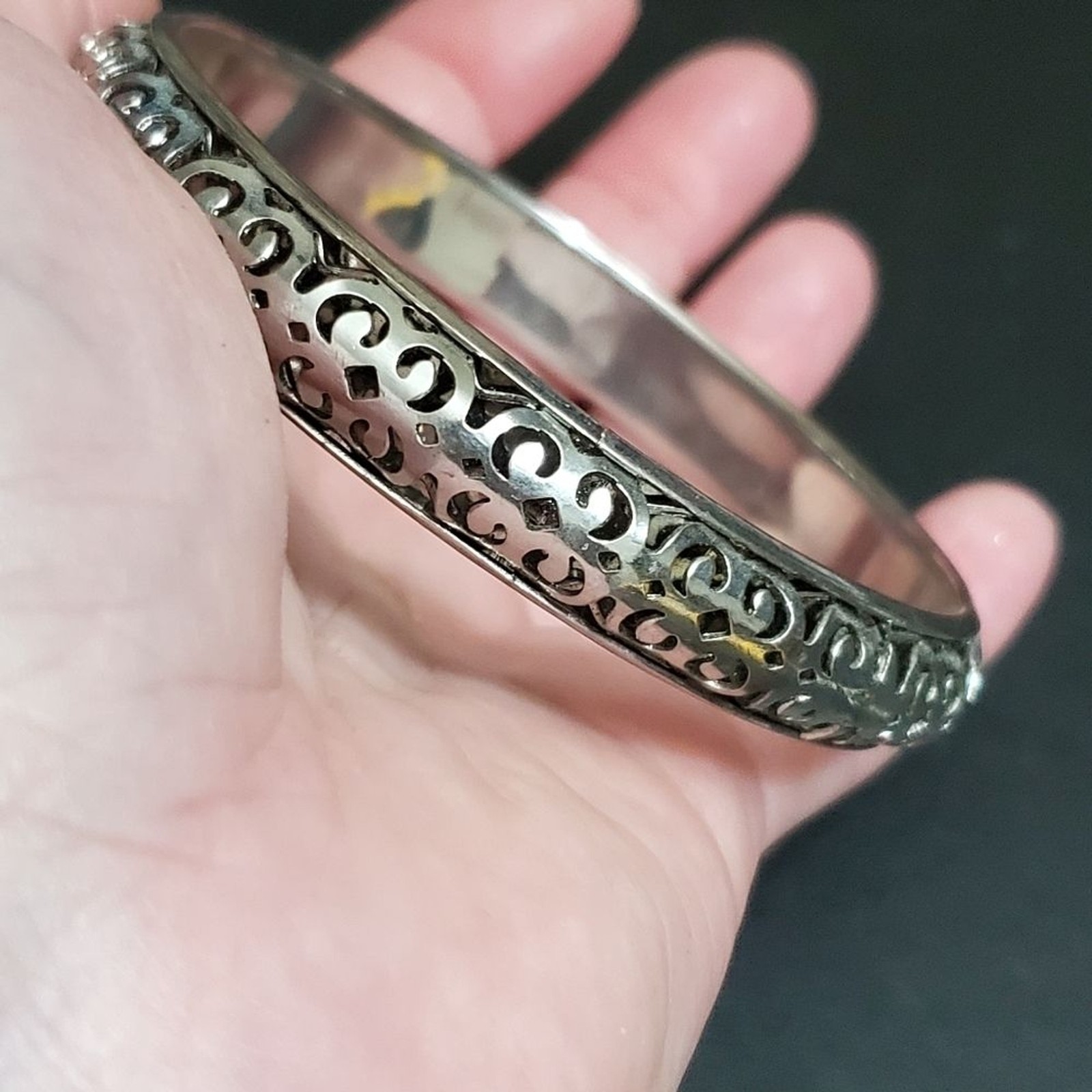 Silver tone filigree bangle bracelet Approx 8" gallery