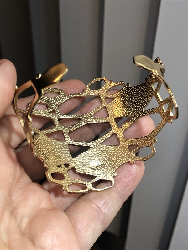 Amrapali Modernist Gold tone Open Work Adjustable Cuff Bracelet India 26g,6 3/4 gallery