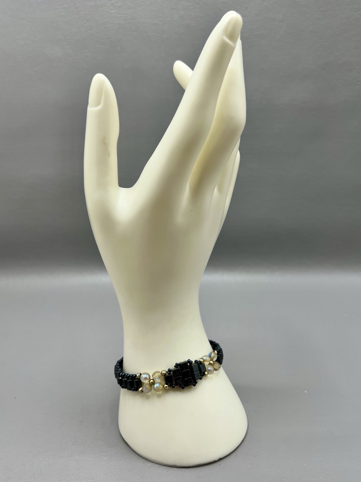 Black Beaded Bracelet Faux Pearls Beads Art Deco Style Barrel Screw Closure gallery