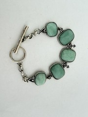 Macys Lucky Brand Faux Turquoise Aqua Stone Silvertone Bracelet 8” B5