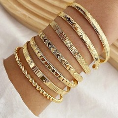 7Pcs Punk Gold Bracelets Set Goth Heart Bangle Streetwear Jewelry Gift Women