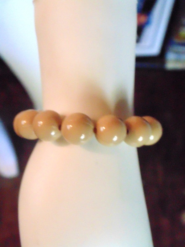 Unbranded Beige Bead Bracelet Stretch Costume Fashion Jewelry Mom Gifts For Her gallery