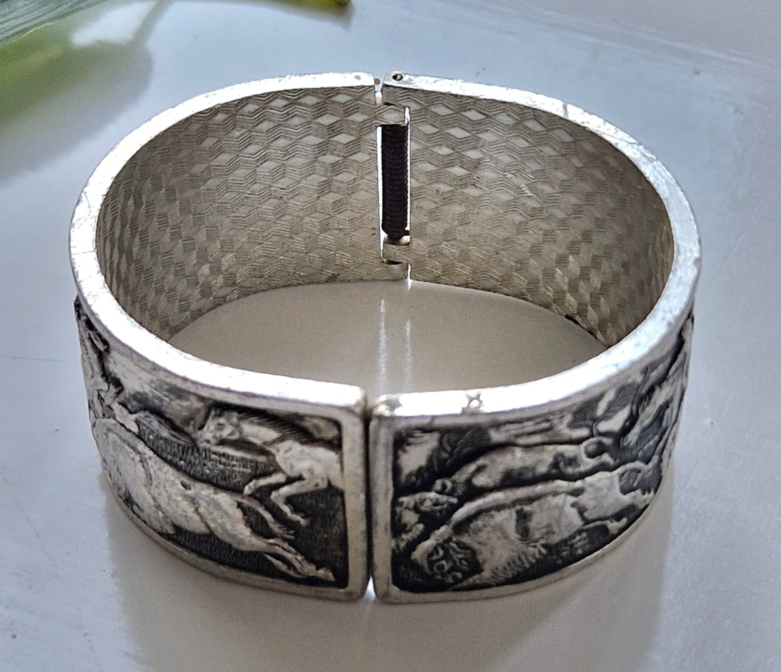 Vintage Silver Plated Native American Storyteller Cuff Buffalo Hunting 1970s gallery