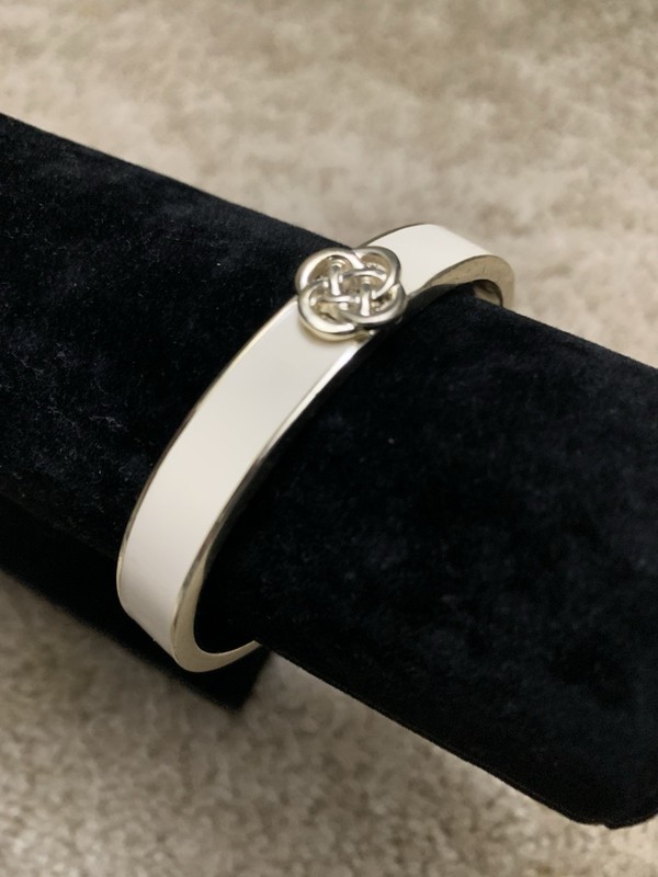 Stella & Dot White Push Lock Bracelet gallery
