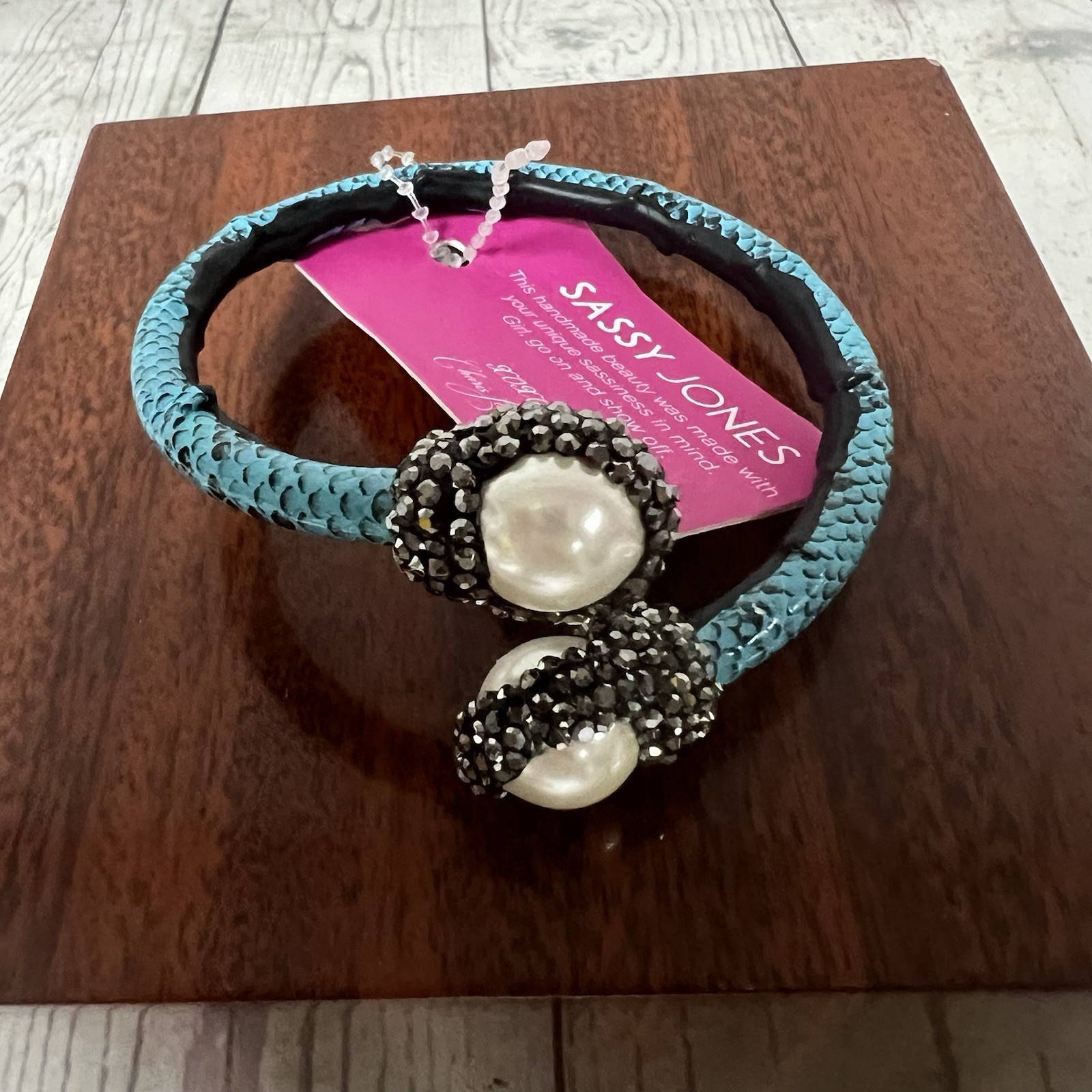 Sassy Jones Upper Arm Cuff Armlet Bracelet Blue Snake Pearl Marcasite New NWT gallery