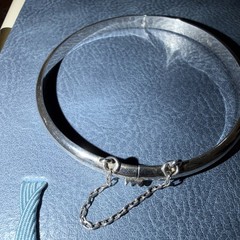 925 Sterling Silver Classic Round Womens Bangle Bracelet with Clasp 6.6 Grams