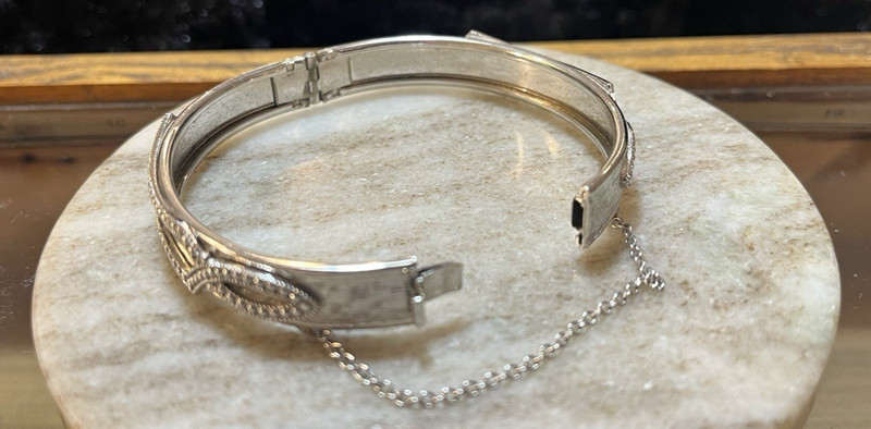 Vintage Whiting & Davis Co Signed Bangle Bracelet Silver Tone 6 1/4" gallery