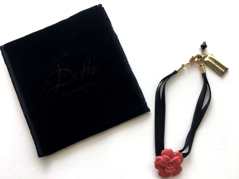 ✨New DOLCE & GABBANA Rose Camellia Bracelet Floral Love Logo +Black Velvet Pouch gallery